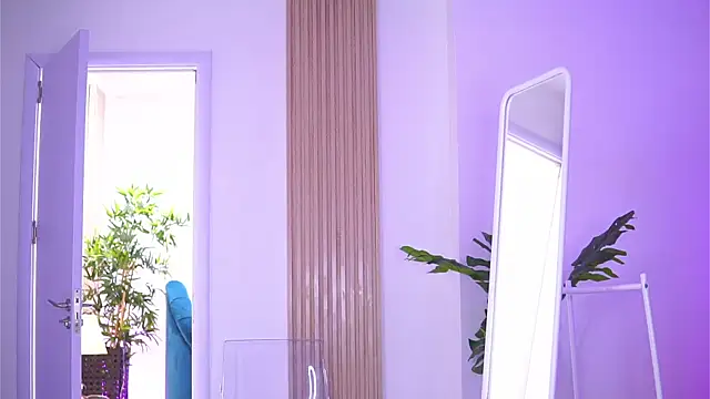 LovingBlondie online show from March 12, 4:30 am