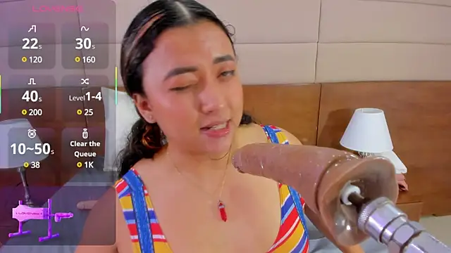 Snapshot of cassie_ibarra chatting on February 13, 10:33 pm cassie ibarra online show from February 13, 10:33 pm