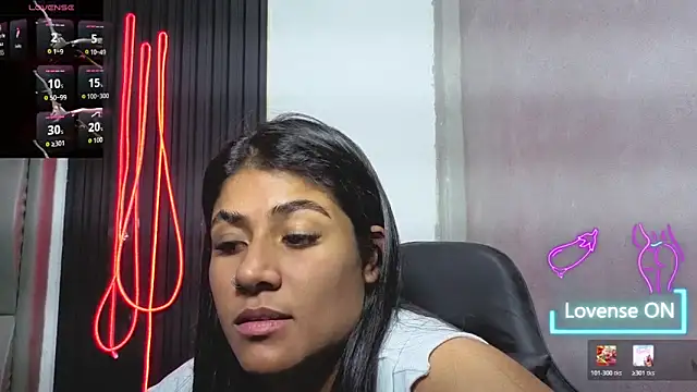 Rubi boobs  online show from May 31, 12:30 am