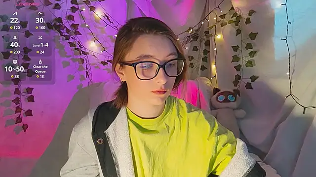 Snapshot of monlight__dana chatting on December 2, 10:28 am monlight dana online show from December 2, 10:28 am