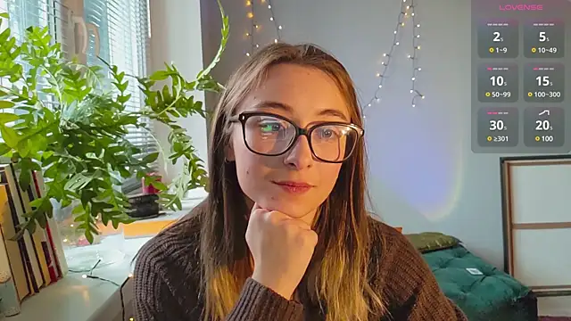 Snapshot of monlight__dana chatting on December 24, 12:00 pm monlight dana online show from December 24, 12:00 pm