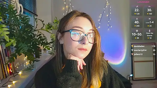 Snapshot of monlight__dana chatting on December 26, 2:27 pm monlight dana online show from December 26, 2:27 pm