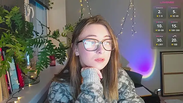 Snapshot of monlight__dana chatting on December 30, 2:19 pm monlight dana online show from December 30, 2:19 pm