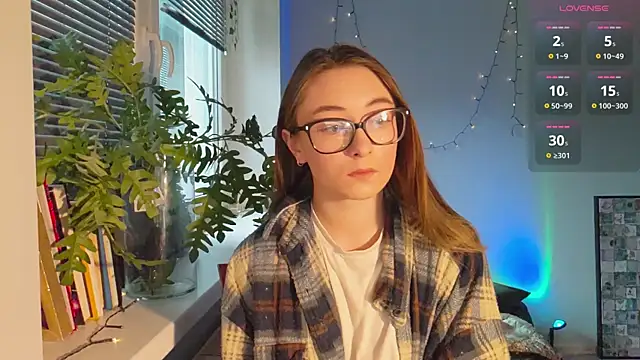 Snapshot of monlight__dana chatting on January 18, 12:15 pm monlight dana online show from January 18, 12:15 pm