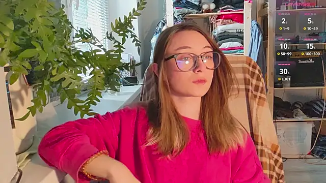 Snapshot of monlight__dana chatting on February 18, 11:11 am monlight dana online show from February 18, 11:11 am