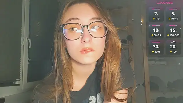 Snapshot of monlight__dana chatting on November 2, 3:14 pm monlight dana online show from November 2, 3:14 pm