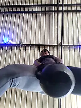 Snapshot of Berry_Bans chatting on March 19, 5:28 pm Berry Bans online show from March 19, 5:28 pm