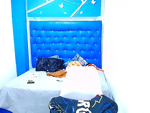 Snapshot of Mady_Kolemam chatting on March 15, 1:08 am Mady Kolemam online show from March 15, 1:08 am