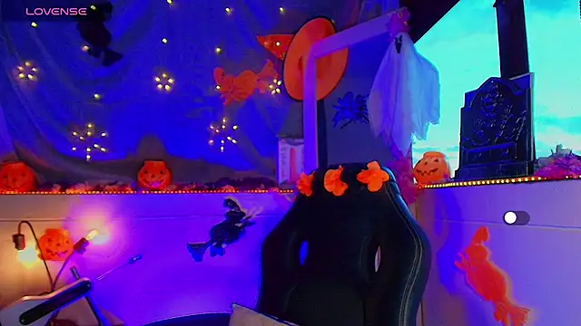 mariana scott   online show from October 18, 10:32 pm