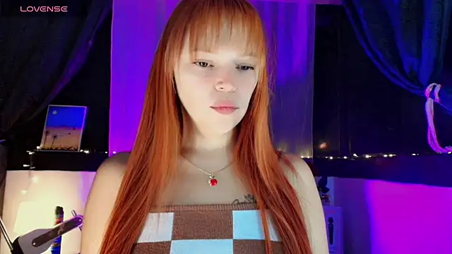 mariana scott   online show from May 5, 11:35 pm