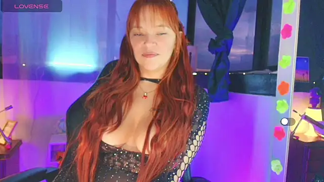 Snapshot of mariana_scott__ chatting on May 28, 11:02 pm mariana scott online show from May 28, 11:02 pm