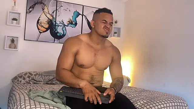 Snapshot of wendy_alejo1712 chatting on February 22, 5:13 pm wendy alejo1712 online show from February 22, 5:13 pm