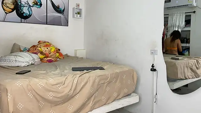 Snapshot of wendy_alejo1712 chatting on September 12, 2:11 am wendy alejo1712 online show from September 12, 2:11 am