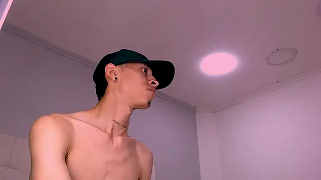 Smith maicol online show from November 9, 7:12 pm