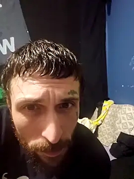 hungandtatted666 online show from December 2, 2:17 am