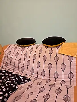 SpiceLea online show from December 2, 12:54 pm