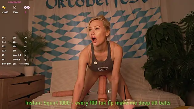 Snapshot of Bestie_Online chatting on September 28, 6:19 am Bestie Online online show from September 28, 6:19 am