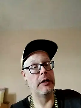 DARemo42O online show from March 3, 4:35 pm