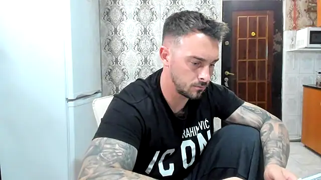 Jonmusclemaster online show from May 12, 8:28 pm