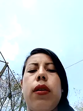 Snapshot of _andrea30 chatting on January 14, 7:00 pm andrea30 online show from January 14, 7:00 pm