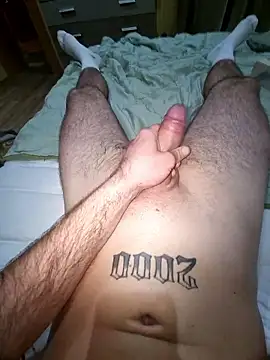 Snapshot of baaadboy10 chatting on December 14, 3:28 pm baaadboy10 online show from December 14, 3:28 pm