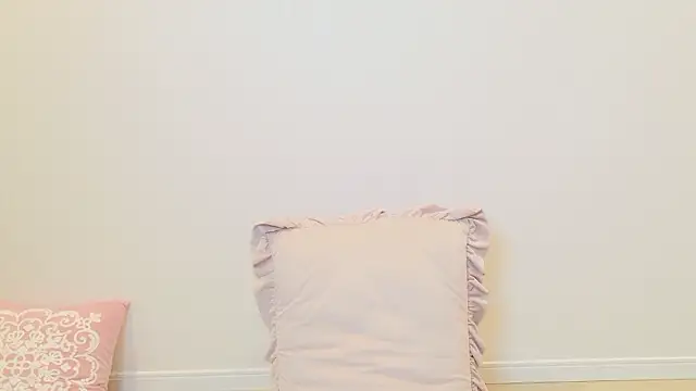 chat MIYU online show from June 14, 2:30 pm