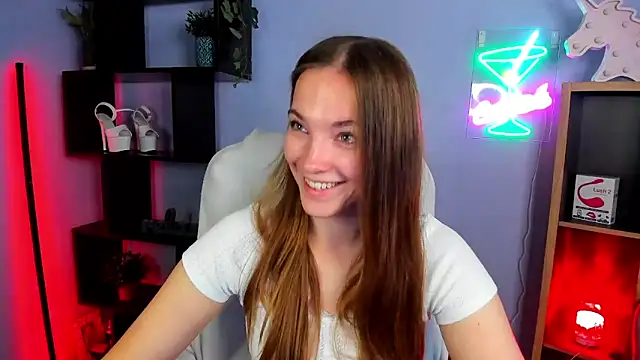 Snapshot of kenzie_x chatting on September 24, 6:28 am kenzie x online show from September 24, 6:28 am