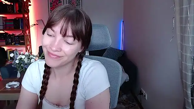 kenzie x online show from June 18, 4:24 am