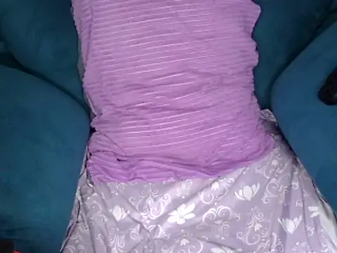 SquirtQueen222 online show from December 7, 10:50 pm