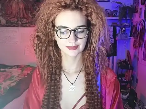Snapshot of TatianaRomanov chatting on April 11, 8:02 pm TatianaRomanov online show from April 11, 8:02 pm