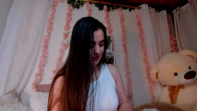 Idara and Edahi01 online show from November 4, 4:00 am