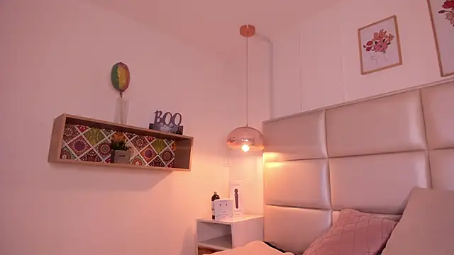 Aily Yozuko online show from February 4, 9:17 am