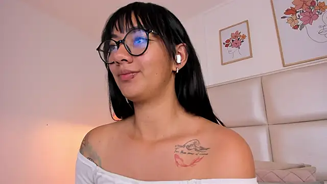 Aily Yozuko online show from February 25, 3:09 am