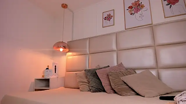 Aily Yozuko online show from March 7, 2:57 am