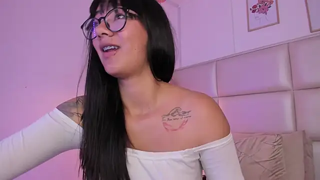 Aily Yozuko online show from March 20, 7:03 am