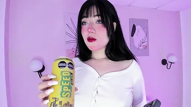 GENNESIS LOVE online show from December 11, 7:42 am