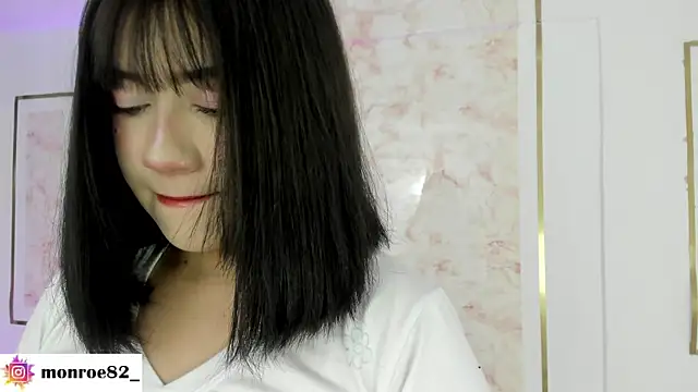 Snapshot of GENNESIS_LOVE chatting on May 30, 3:25 am GENNESIS LOVE online show from May 30, 3:25 am