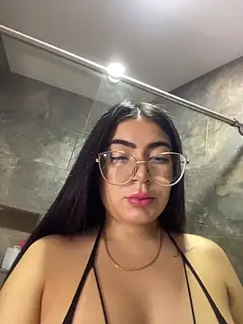 Mia 222 online show from May 1, 11:26 am