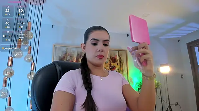 Snapshot of AngelicaVega chatting on May 8, 9:31 pm AngelicaVega online show from May 8, 9:31 pm