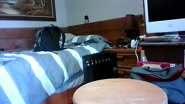 tongueispowerr6d9 online show from January 3, 4:06 pm