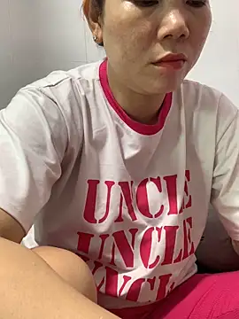 Baby-bigtits online show from November 4, 2:54 am