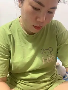 Baby-bigtits online show from December 5, 10:46 am