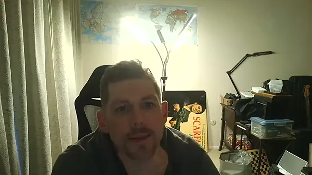 Snapshot of Rock_Pierce chatting on February 4, 4:18 pm Rock Pierce online show from February 4, 4:18 pm