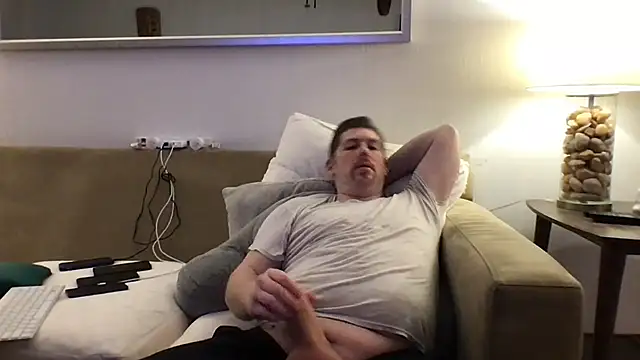 Snapshot of Rock_Pierce chatting on September 17, 5:09 am Rock Pierce online show from September 17, 5:09 am