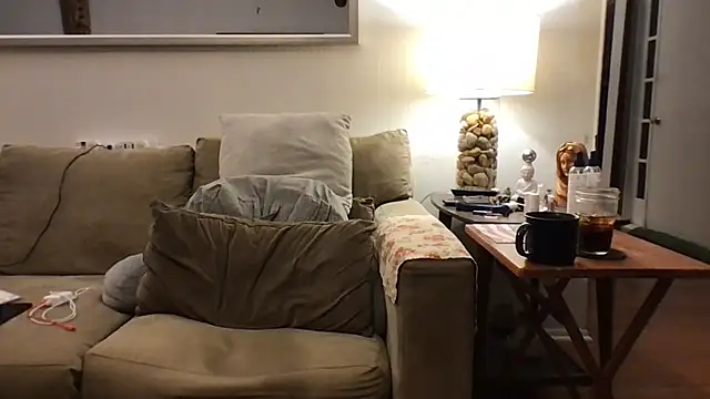 Snapshot of Rock_Pierce chatting on November 2, 11:07 pm Rock Pierce online show from November 2, 11:07 pm