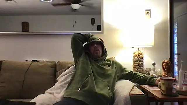 Snapshot of Rock_Pierce chatting on November 11, 4:29 pm Rock Pierce online show from November 11, 4:29 pm