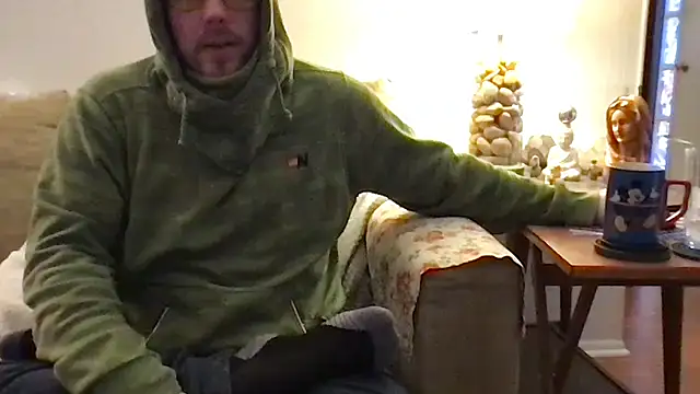 Snapshot of Rock_Pierce chatting on November 13, 4:50 pm Rock Pierce online show from November 13, 4:50 pm