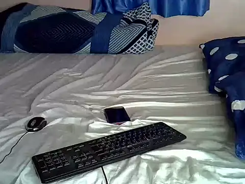 Snapshot of sweet_rozie chatting on May 28, 6:32 am sweet rozie online show from May 28, 6:32 am