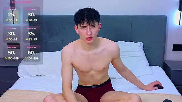 Snapshot of AmondCor chatting on November 7, 9:15 pm AmondCor online show from November 7, 9:15 pm