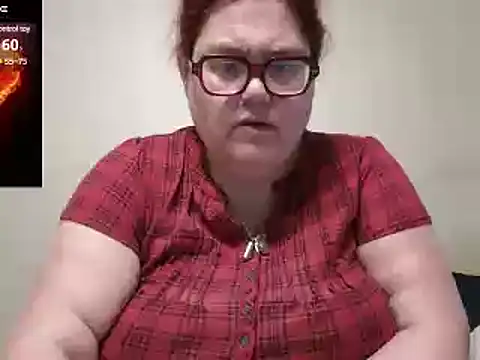 Snapshot of EmberCum chatting on February 11, 11:21 am EmberCum online show from February 11, 11:21 am